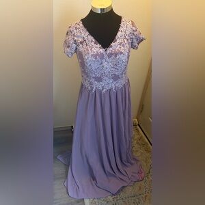 Never worn dusty purple formal dress